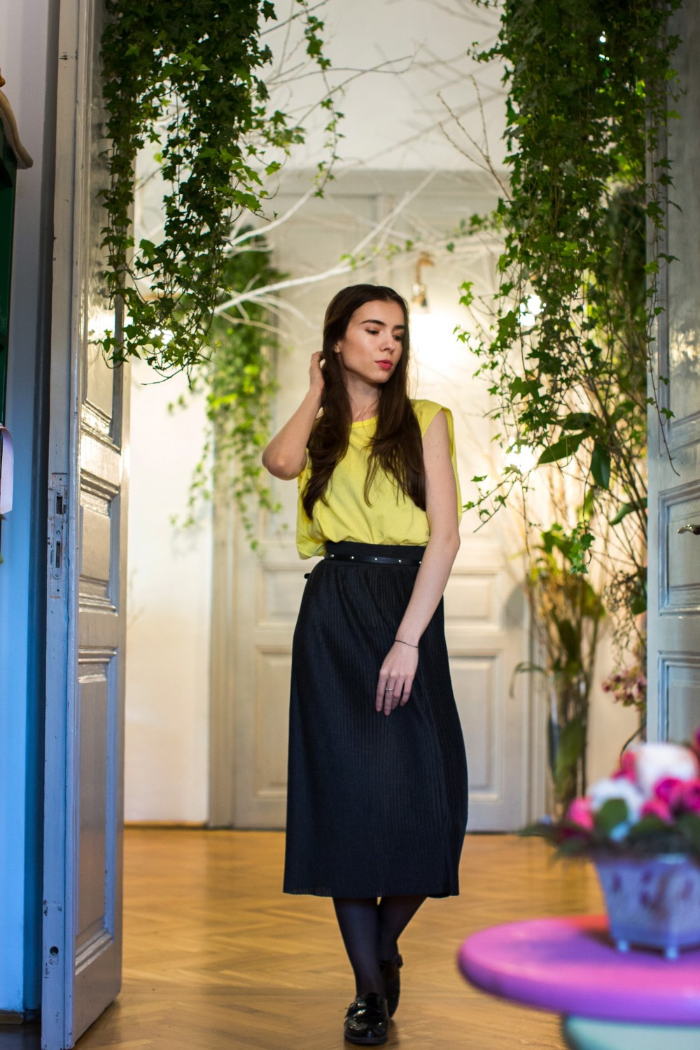 black-and-yellow-qonique-12