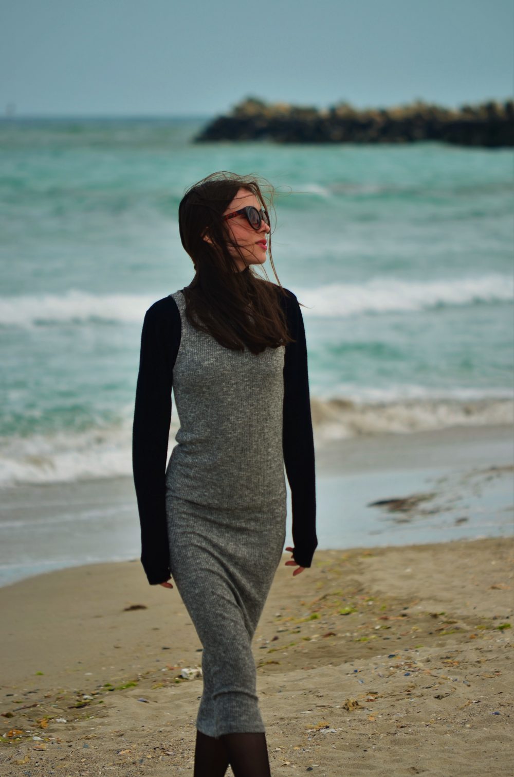 black-sea-outfit-90-qonique-9