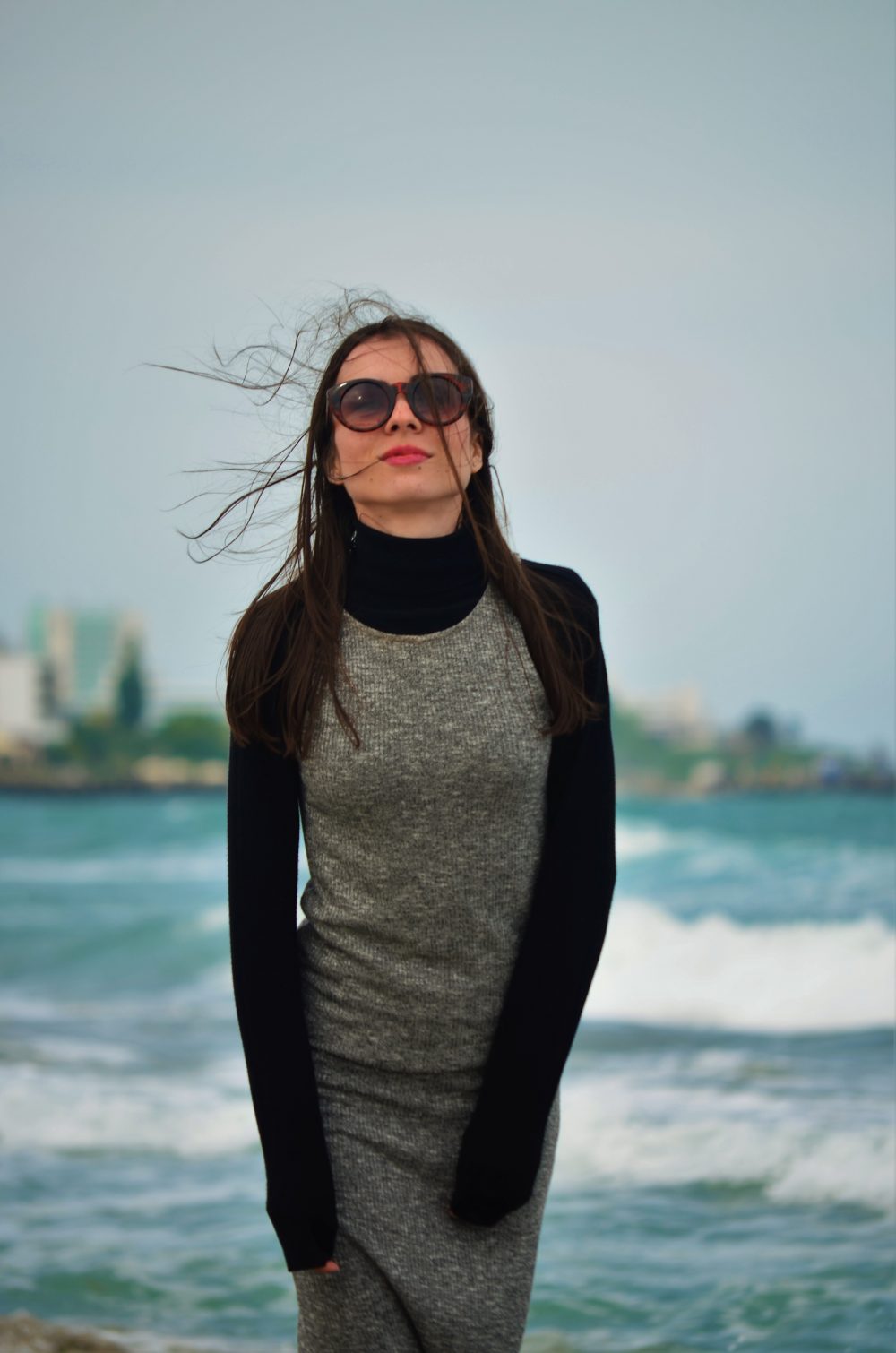 black-sea-outfit-90-qonique-10