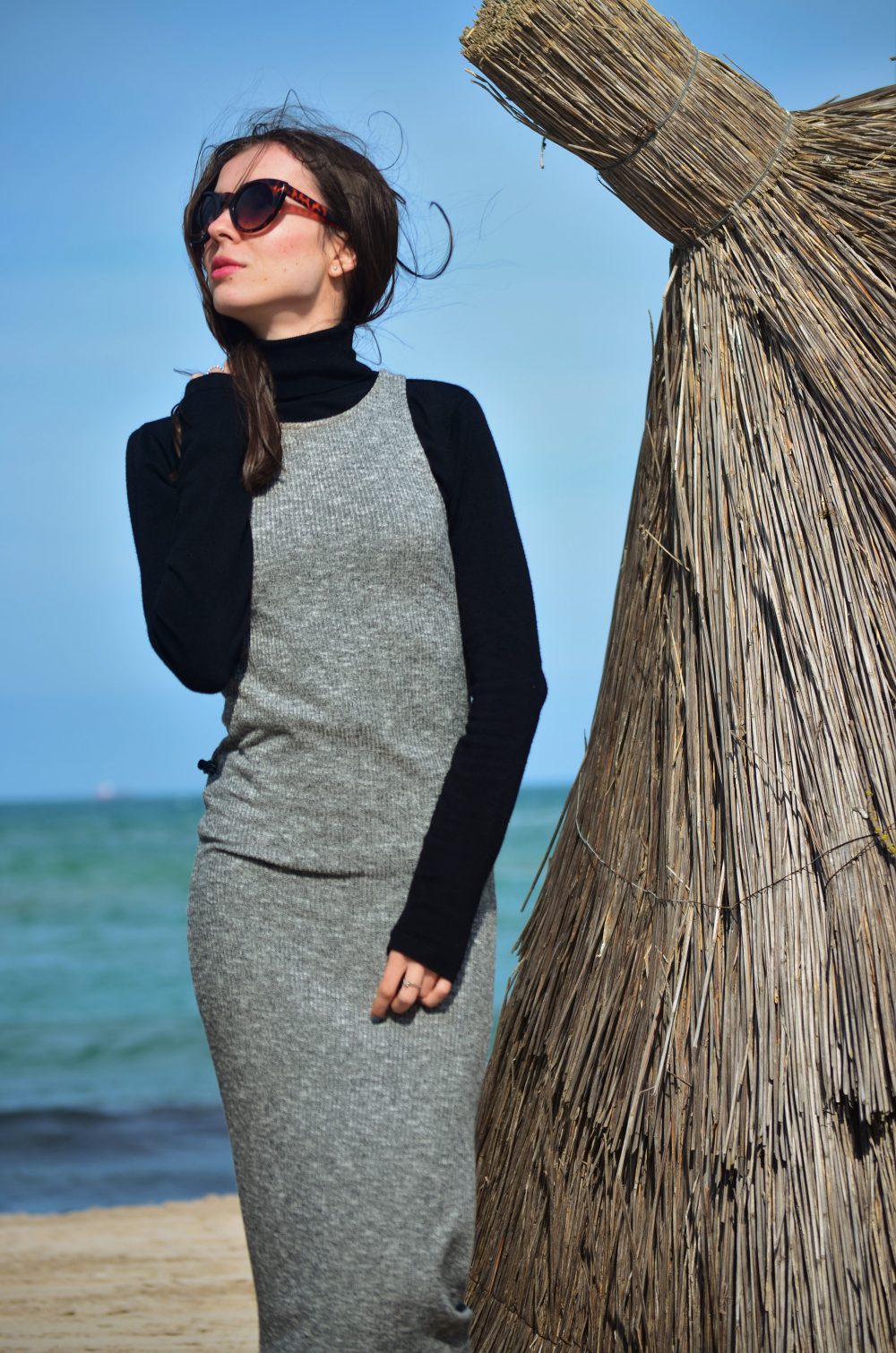 black-sea-outfit-90-qonique