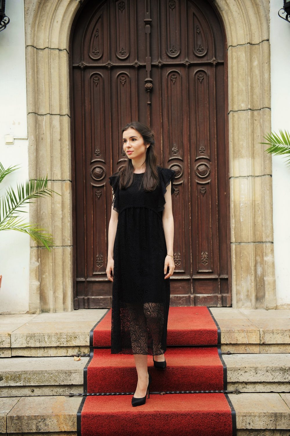 viva-party-outfit-qonique